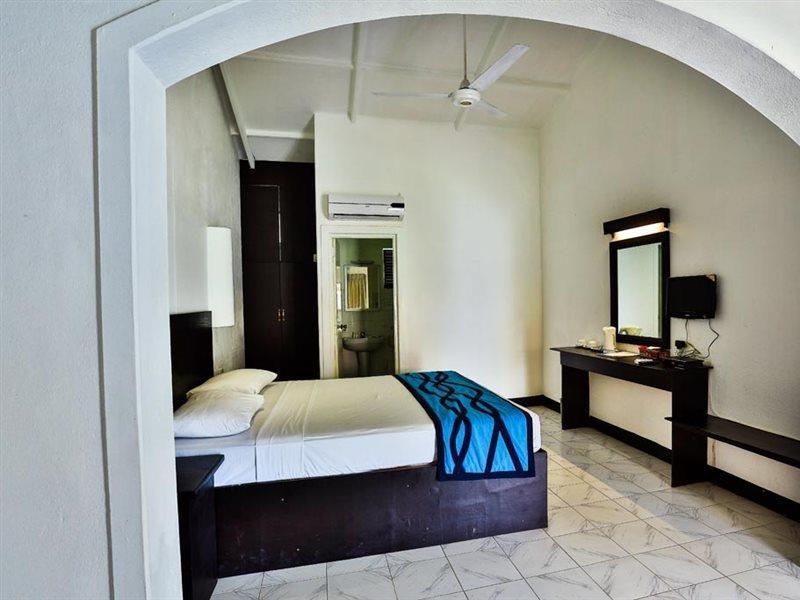 อมาคี บีช - เซคลุด สไลซ์ ออฟ พารไดซ์ Hotel มาราวิลา ภายนอก รูปภาพ